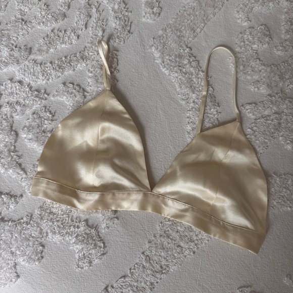 100% Silk Ivory Bralette - Picture 2 of 4